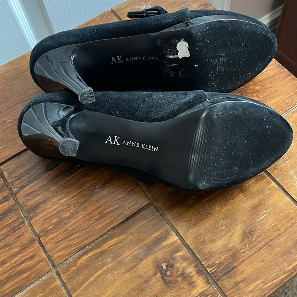 Anne Klein heels - Picture 5 of 5